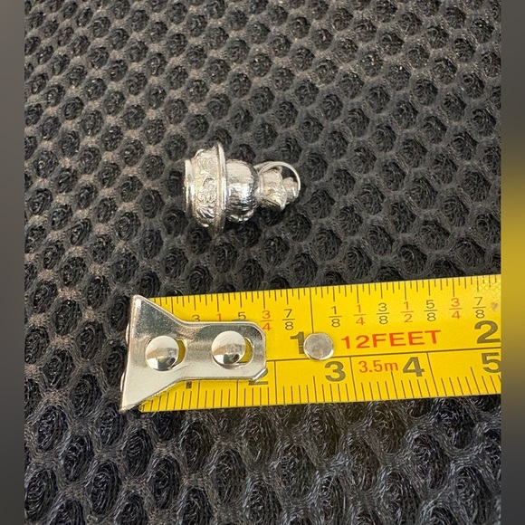 Vintage Avon Silver Tone Rose Pitcher & Basin Pendant - Picture 7 of 7